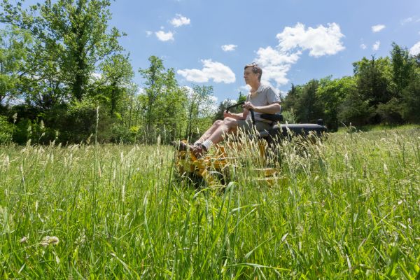 Cost of Tall Grass Mowing in Roanoke